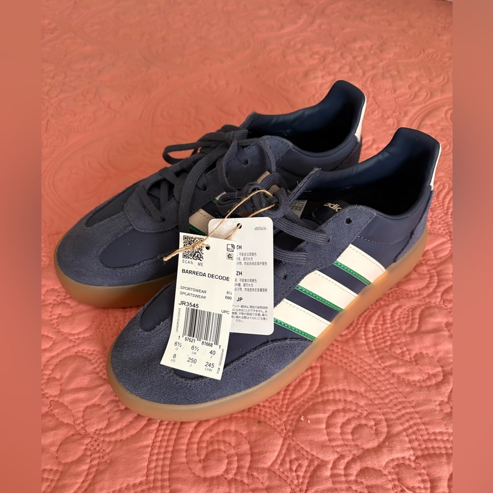 NWT Adidas Samba OG Navy Size 8, No Box